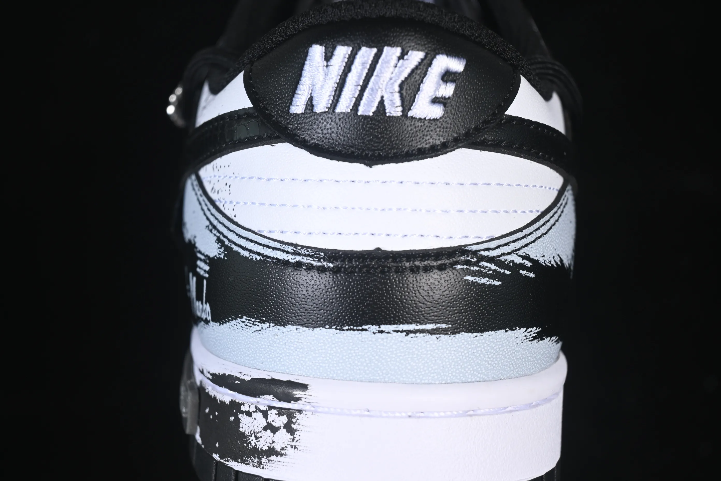 All categories Nk SB Dunk Series Nk SB Dunk Low High-end customized low-top sneakers Nike SB Dunk Low strap customization low-top casual sneakers DD1391-100